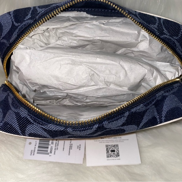 Coach Dempsey Boxy Cosmetic Case 20 In Signature Denim With Coach Patch New - Picture 10 of 12
